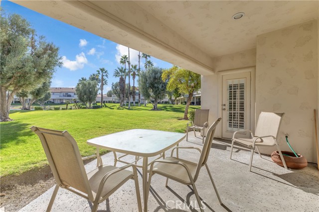 Detail Gallery Image 31 of 45 For 280 Vista Royale Cir, Palm Desert,  CA 92211 - 2 Beds | 2 Baths