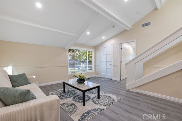 Detail Gallery Image 14 of 33 For 10732 Hatteras St, North Hollywood,  CA 91601 - 3 Beds | 2 Baths