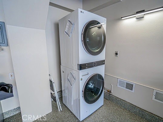 23957 Arroyo Park Drive, Valencia CA: https://media.crmls.org/medias/18725365-9598-4b29-a0fc-90cd9d2a234a.jpg