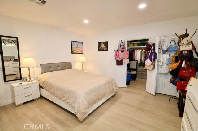 731 Glenlake Drive, Placentia CA: https://media.crmls.org/medias/18731098-1542-4fbb-a5dd-367fe872ef37.jpg