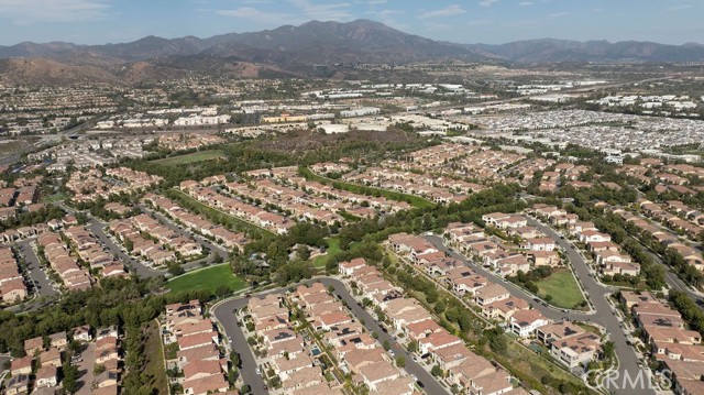 35 Manzanillo, Lake Forest CA: https://media.crmls.org/medias/18748271-7e7a-4e3e-b693-015f2aa36b89.jpg
