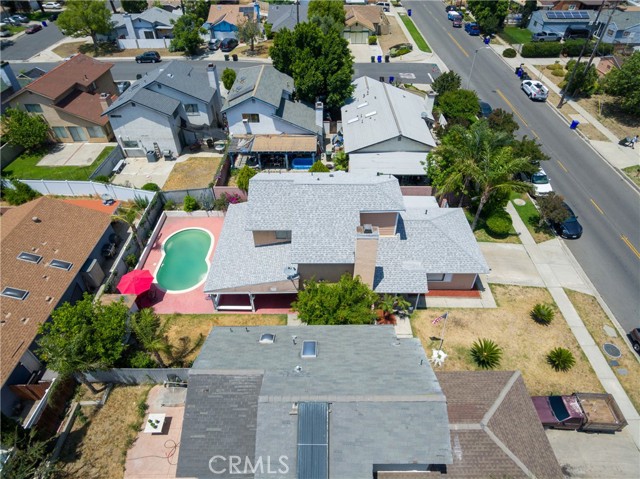 7980 Oleander Avenue, Fontana CA: https://media.crmls.org/medias/18752490-147f-41db-af5f-0c851fb3711d.jpg
