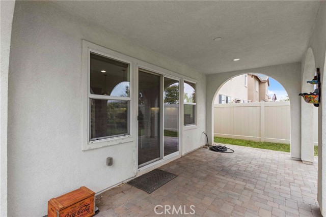 45976 Camino Rubi, Temecula CA: https://media.crmls.org/medias/187553fc-951f-4db3-8b7a-42b3e2e065ea.jpg