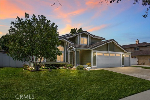 100 Waters Court, Redlands CA: https://media.crmls.org/medias/18757588-d21f-4111-bcde-b8951a8ae9bc.jpg