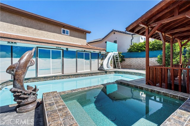 Detail Gallery Image 31 of 32 For 18022 Raymer St, Northridge,  CA 91325 - 4 Beds | 3 Baths