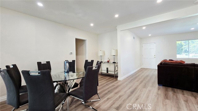 Detail Gallery Image 25 of 50 For 11141 Mcvine Ave, Sunland,  CA 91040 - 4 Beds | 3 Baths