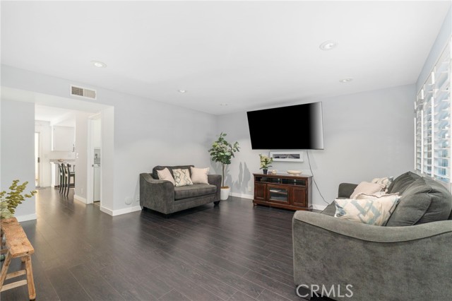 15900 Rowland Street, La Puente CA: https://media.crmls.org/medias/1875d24d-0e30-44dc-9f39-13cd2f077102.jpg