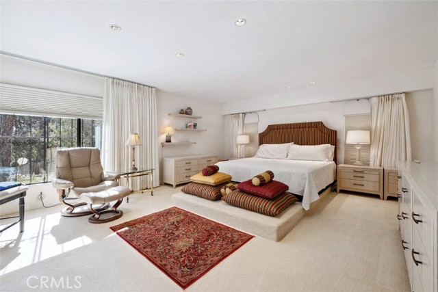 Detail Gallery Image 15 of 68 For 3978 Laguna Blanca, Santa Barbara,  CA 93110 - 12 Beds | 11/1 Baths