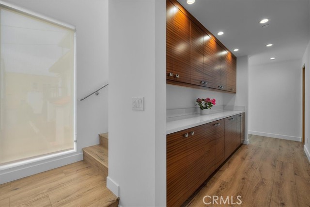 Detail Gallery Image 25 of 50 For 1501 Monterey Bld, Hermosa Beach,  CA 90254 - 4 Beds | 3/1 Baths
