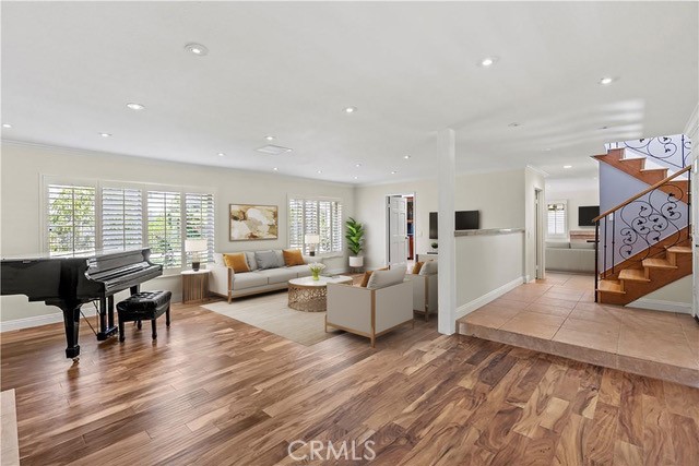 Detail Gallery Image 20 of 36 For 24647 Gardenstone Ln, West Hills,  CA 91307 - 4 Beds | 3 Baths
