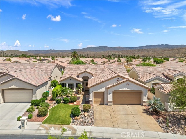 Detail Gallery Image 4 of 52 For 78688 Sunrise Canyon Ave, Palm Desert,  CA 92211 - 2 Beds | 2 Baths