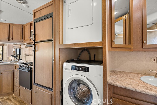 Detail Gallery Image 25 of 35 For 1111 Saratoga, Pioneertown,  CA 92268 - 1 Beds | 1 Baths