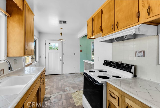 Detail Gallery Image 12 of 33 For 57136 Navajo Trl, Yucca Valley,  CA 92284 - 2 Beds | 1/1 Baths