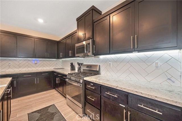 Detail Gallery Image 17 of 71 For 233 Cold Creek, Oakley,  CA 94561 - 4 Beds | 3 Baths