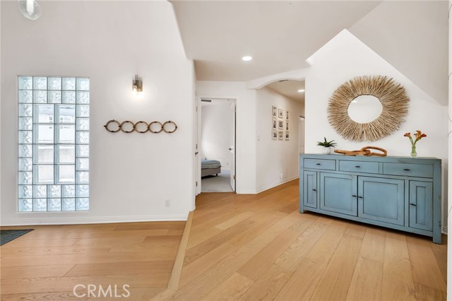 1021 Avenue D, Redondo Beach, California 90277, 4 Bedrooms Bedrooms, 0 ,2 BathroomsBathrooms,Residential,For Sale,Avenue D,0,SB26127548