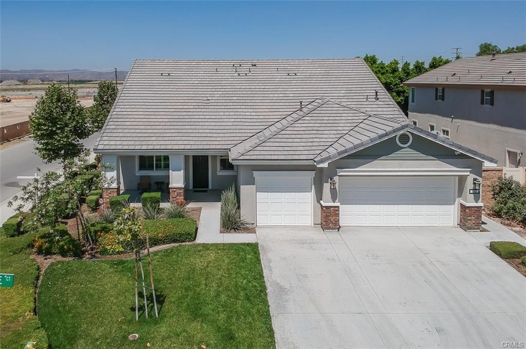 7483 Silver Saddle Court, Eastvale, CA 92880