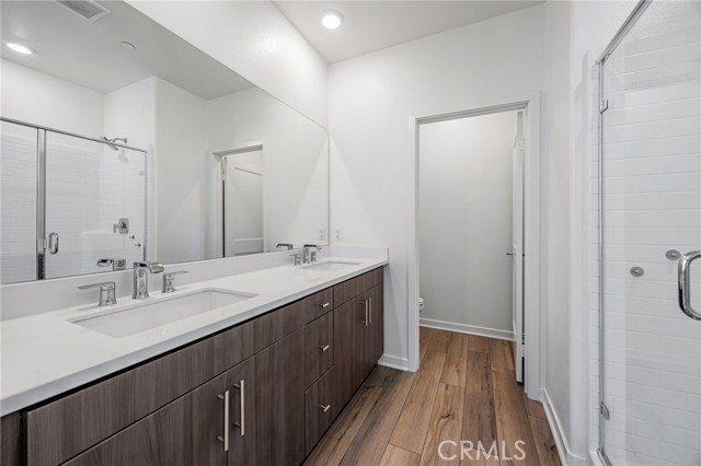 8227 Traveller Street, Chino CA: https://media.crmls.org/medias/1879d2ce-3086-40ae-9221-be4415107813.jpg