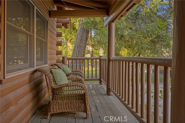 Detail Gallery Image 11 of 36 For 357 Maple Dr, Lake Arrowhead,  CA 92352 - 3 Beds | 2/1 Baths