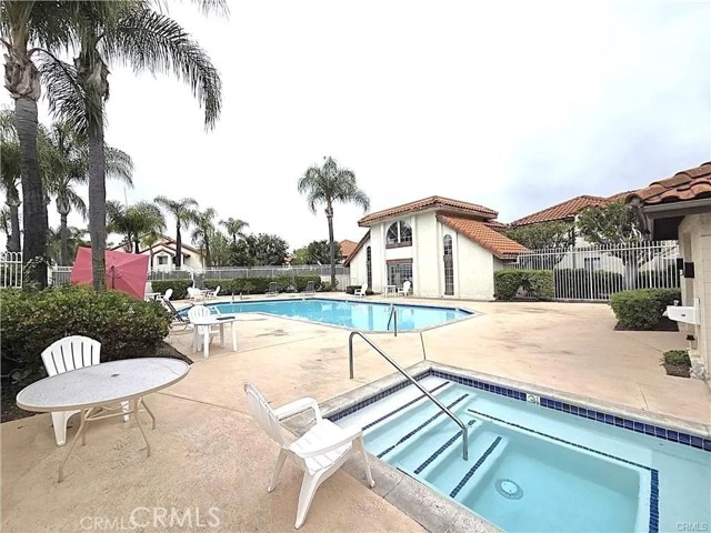 26205 La Real, Mission Viejo CA: https://media.crmls.org/medias/1879ff37-ca39-48c6-8206-3c20149b9669.jpg