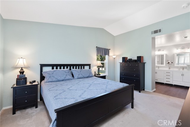 Detail Gallery Image 22 of 37 For 161 Silver Fern Ct, Simi Valley,  CA 93065 - 3 Beds | 2/1 Baths