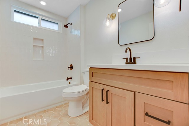 941 Kensington Drive, Redlands CA: https://media.crmls.org/medias/187ae5bb-1a0f-4b62-8a7a-ad78e2a1a582.jpg