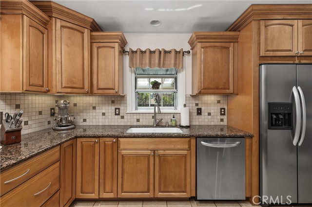 Detail Gallery Image 12 of 34 For 5754 Eckleson, Lakewood,  CA 90713 - 3 Beds | 2 Baths