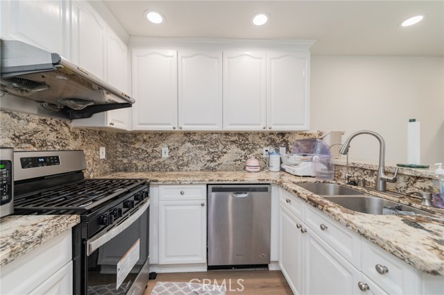 Detail Gallery Image 7 of 20 For 819 W Duarte Rd, Monrovia,  CA 91016 - 4 Beds | 2/1 Baths