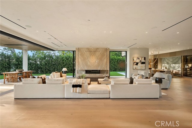 16093 Royal Oak Road photo 24