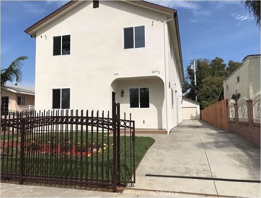 419 W 105th Street, Los Angeles, CA 90003