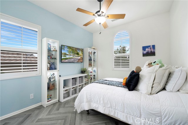 Detail Gallery Image 3 of 28 For 24033 Watercress, Corona,  CA 92883 - 2 Beds | 2 Baths