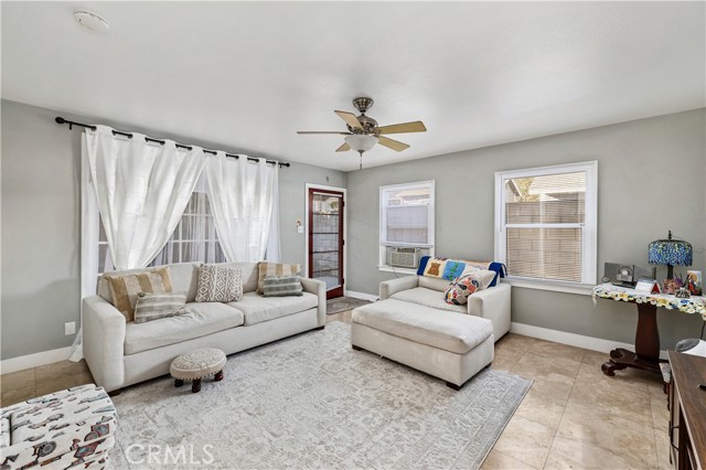 Detail Gallery Image 43 of 65 For 548 N 2nd, Upland,  CA 91786 - – Beds | – Baths