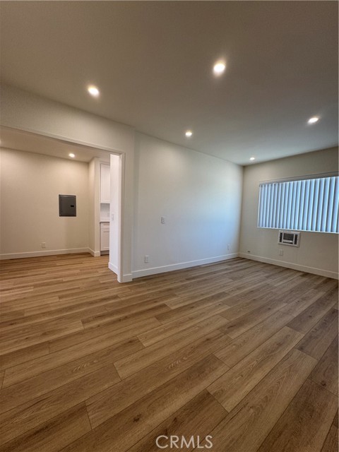 15211 S Raymond Avenue, Gardena CA: https://media.crmls.org/medias/187ebd70-c532-4402-9cdb-7cd4ff2f25de.jpg