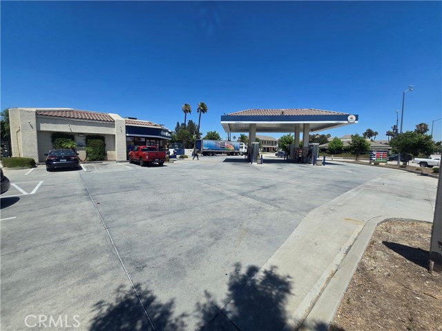 101 N Vineyard Ave, Ontario, CA 91764