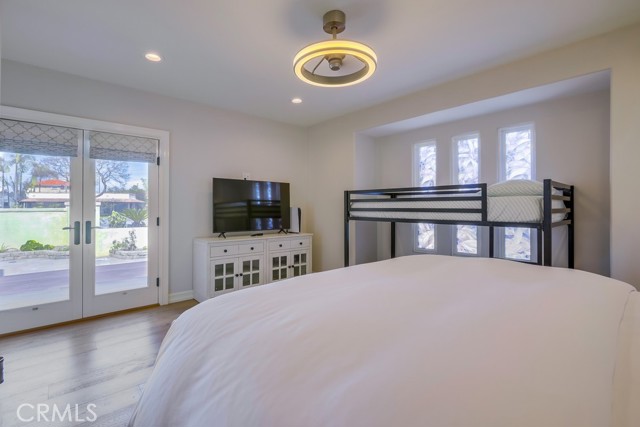 627 7th Street, Huntington Beach CA: https://media.crmls.org/medias/187f57e8-b3d6-415a-b344-66eb61d301f2.jpg