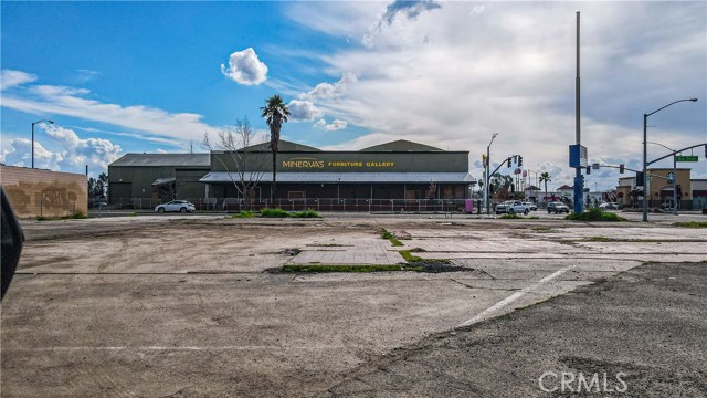 1616 Martin Luther King Jr Way, Merced, California 95340, ,Commercial Lease,For Rent,1616 Martin Luther King Jr Way,CRMC24045105