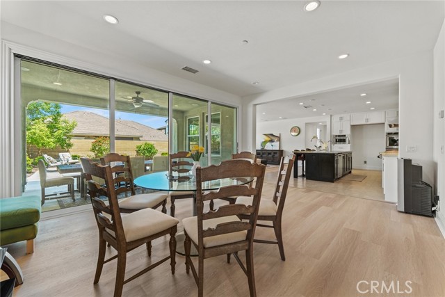 Detail Gallery Image 21 of 54 For 115 Mustard, Irvine,  CA 92618 - 4 Beds | 4/1 Baths