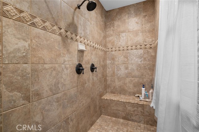 13812 Breeders Cup Drive, Rancho Cucamonga CA: https://media.crmls.org/medias/18831cf5-e16f-4d3a-b608-58f88e986224.jpg