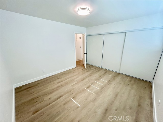 895 N Euclid Avenue, Pasadena CA: https://media.crmls.org/medias/18835930-db70-4e03-902e-02df3bd3817a.jpg