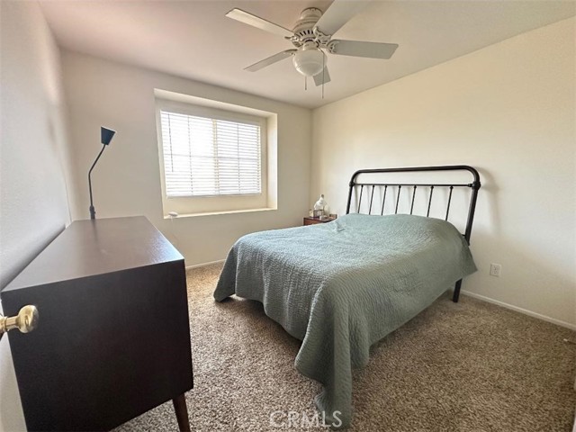 33667 Abbey Road, Temecula CA: https://media.crmls.org/medias/1884c9d5-83aa-4061-aadc-50792a4842f1.jpg