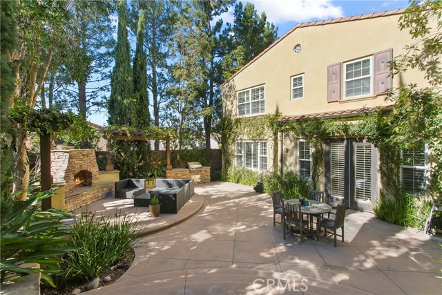 20 Grape Arbor, Irvine, CA 92620