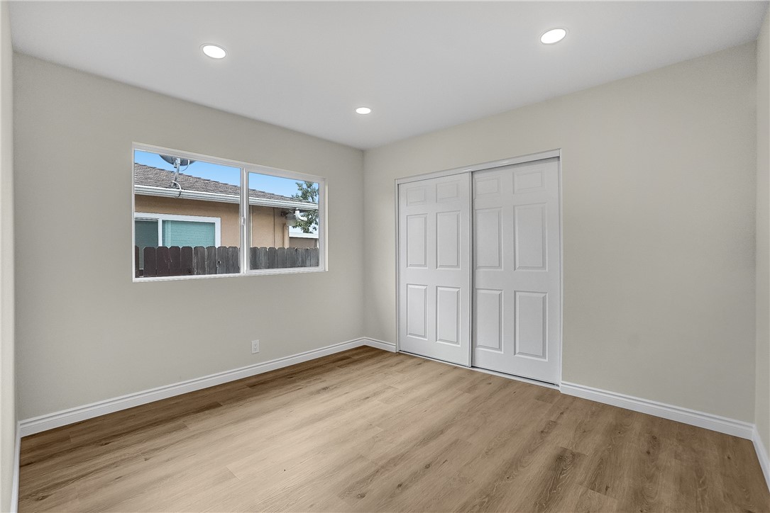 Detail Gallery Image 13 of 22 For 345 S Enid Ave, Azusa,  CA 91702 - 3 Beds | 2 Baths