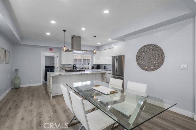 1727 N Kenmore Avenue, Los Angeles CA: https://media.crmls.org/medias/18853fe9-094f-4b7f-8de0-781cef91e501.jpg