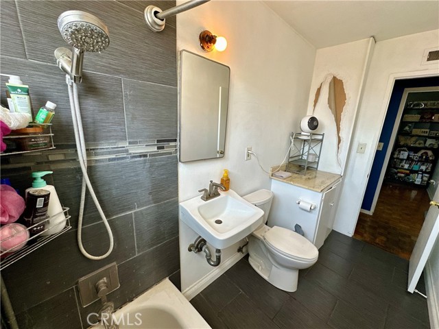 7490 Santa Elena Drive, Buena Park CA: https://media.crmls.org/medias/18855c2e-0b9a-4269-b940-7e9e0daea7d5.jpg