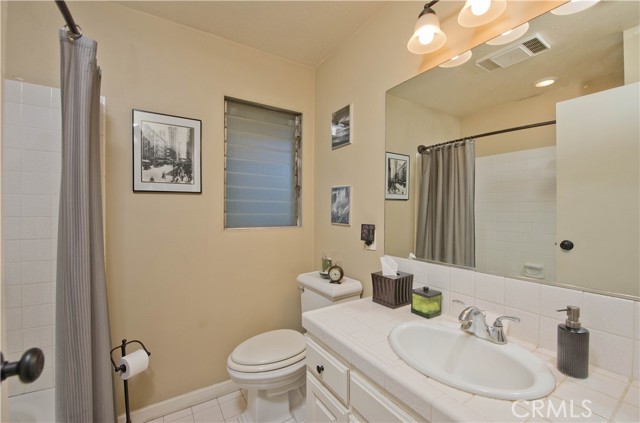 Detail Gallery Image 16 of 25 For 4252 Fair Ave #2,  North Hollywood,  CA 91602 - 2 Beds | 2 Baths