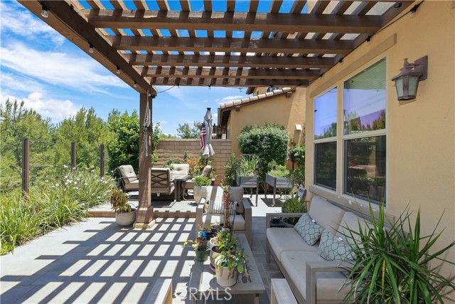 55 Fuchsia, Lake Forest CA: https://media.crmls.org/medias/1885d236-e376-40c4-a2b5-e7e99ee5a15b.jpg