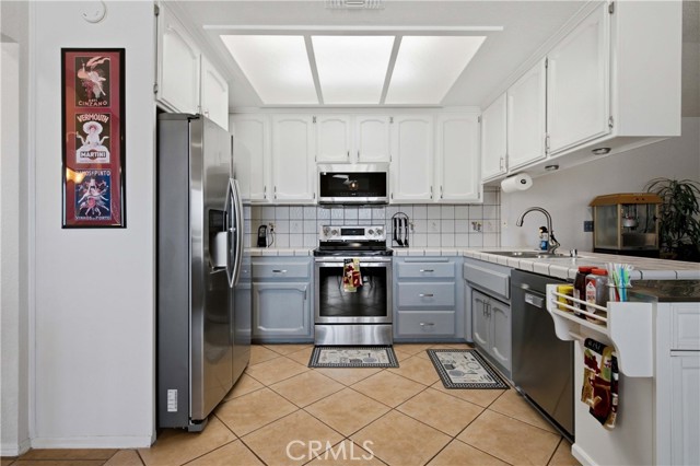 7851 Greenwood Ave, California City, CA 93505 photo 15