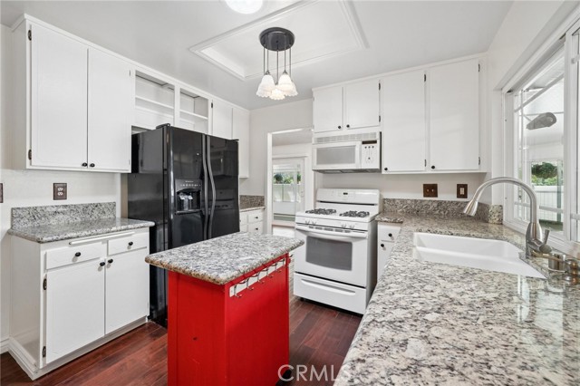 Detail Gallery Image 13 of 49 For 26311 Green Terrace Dr, Newhall,  CA 91321 - 3 Beds | 2 Baths