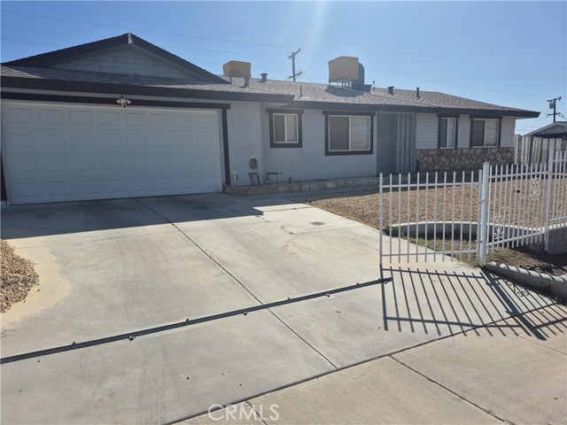 Detail Gallery Image 3 of 7 For 37149 Camarillo, Barstow,  CA 92311 - 3 Beds | 2 Baths