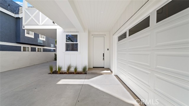 2421 Voorhees Avenue, Redondo Beach, California 90278, 4 Bedrooms Bedrooms, ,4 BathroomsBathrooms,Residential,Sold,Voorhees,PV21128390