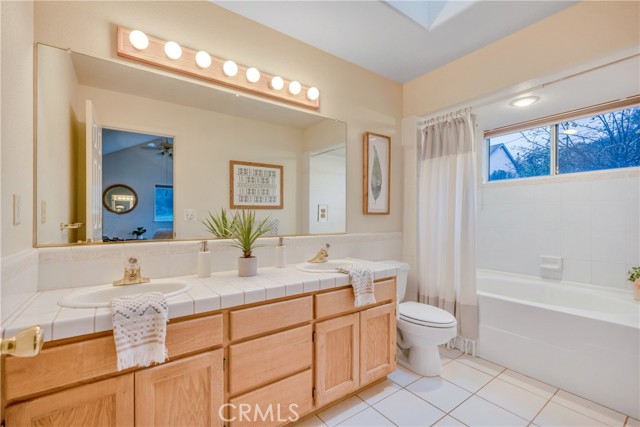 Detail Gallery Image 17 of 25 For 17365 Greenridge Rd, Hidden Valley Lake,  CA 95467 - 3 Beds | 2 Baths